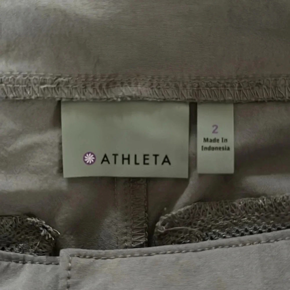 Athleta Women’s Athletic Shorts Size 2 Comfy Athleisure Running Track Workout - Picture 5 of 7